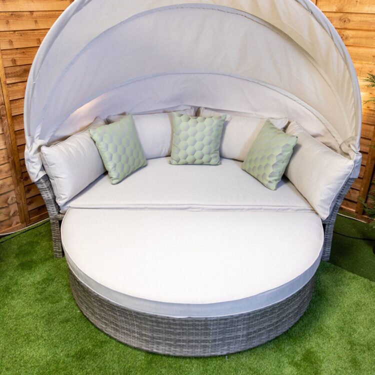 Champagne Day Bed With Canopy-12194