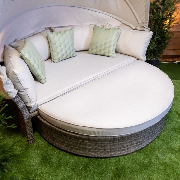 Champagne Day Bed With Canopy-12198