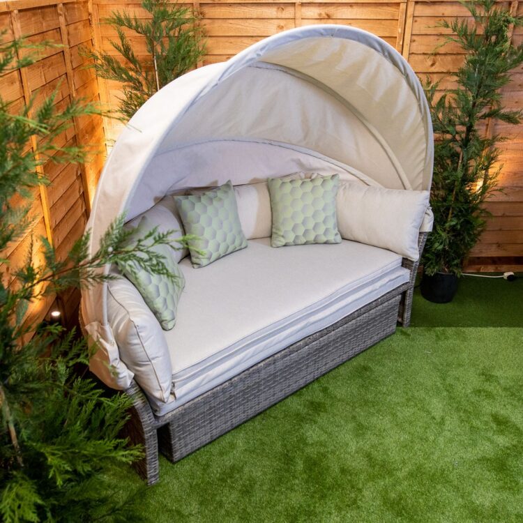 Champagne Day Bed With Canopy-12196